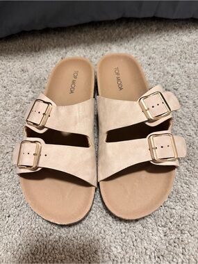Women’s Cream Colored Sandals